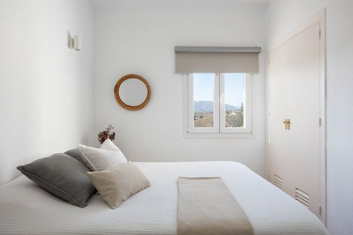 Image No.26-3 Bed Townhouse for sale