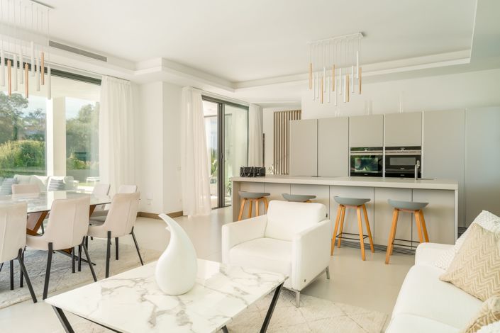 Image No.11-5 Bed Villa for sale