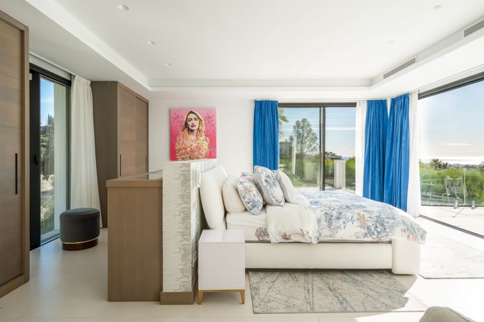 Image No.20-5 Bed Villa for sale