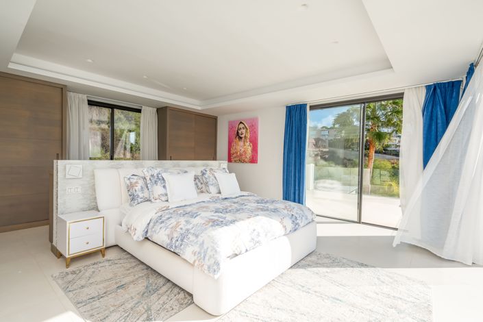 Image No.26-5 Bed Villa for sale