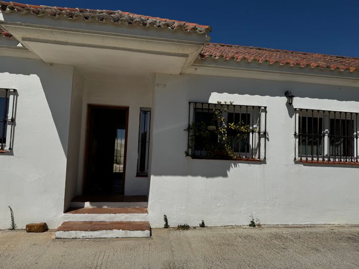 Image No.4-4 Bed House for sale