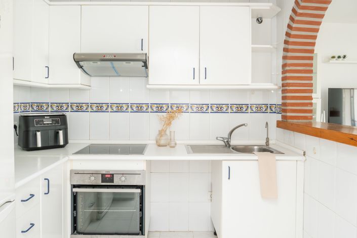 Image No.13-2 Bed Apartment for sale