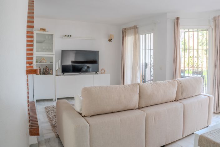 Image No.4-2 Bed Apartment for sale