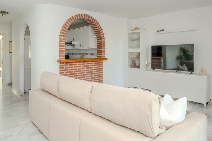 Image No.8-2 Bed Apartment for sale