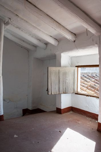 Image No.21-5 Bed House for sale