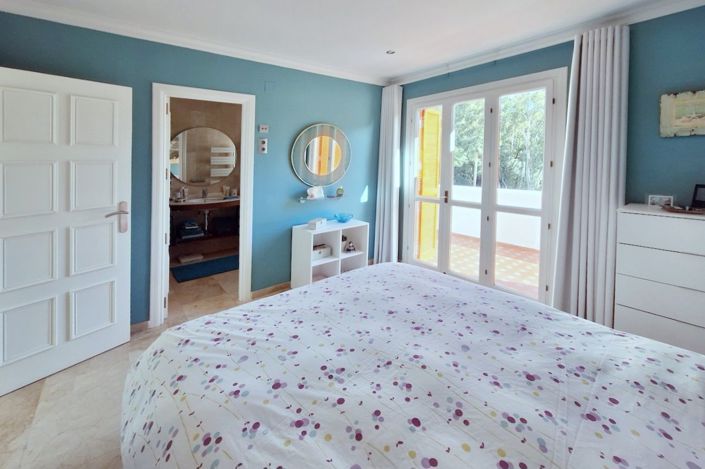 Image No.11-1 Bed Penthouse for sale