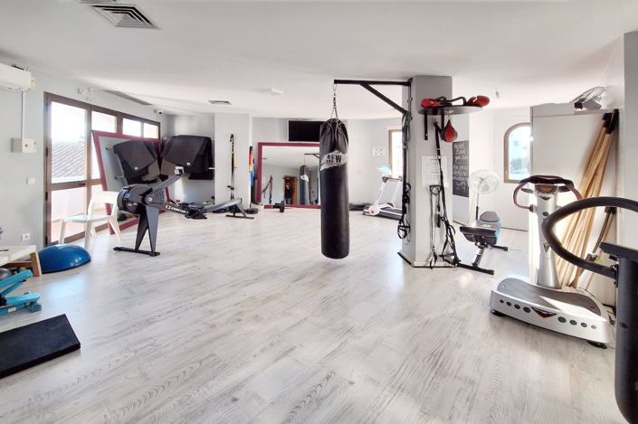 Image No.20-1 Bed Penthouse for sale