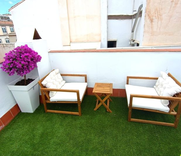 Image No.12-11 Bed Property for sale