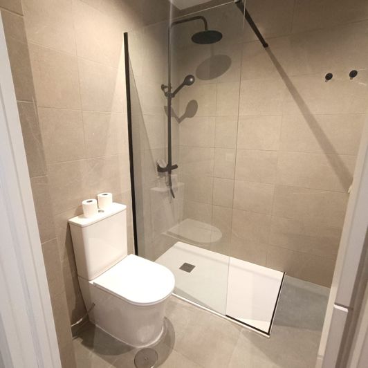 Image No.22-11 Bed Property for sale