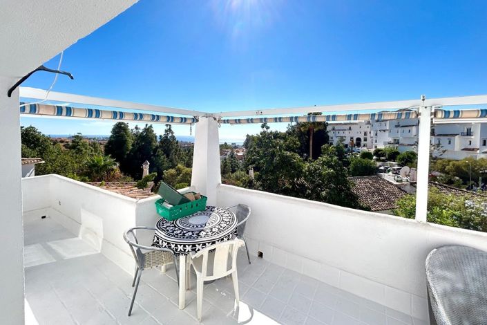 Image No.10-4 Bed Townhouse for sale