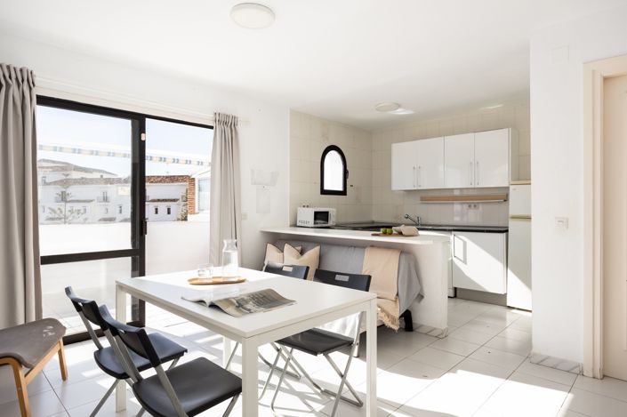 Image No.14-4 Bed Townhouse for sale