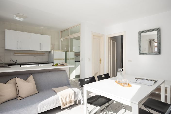 Image No.16-4 Bed Townhouse for sale