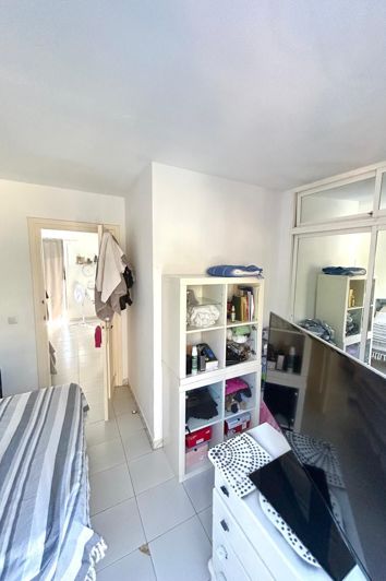 Image No.19-4 Bed Townhouse for sale