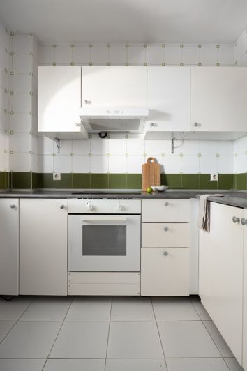 Image No.19-4 Bed Townhouse for sale