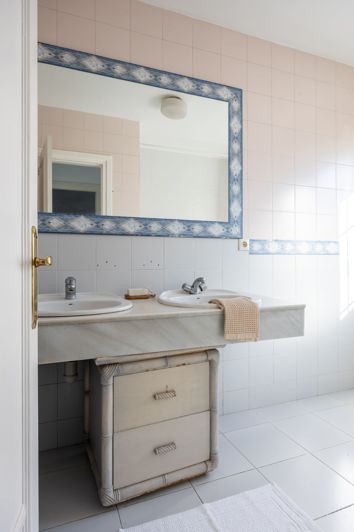 Image No.25-4 Bed Townhouse for sale