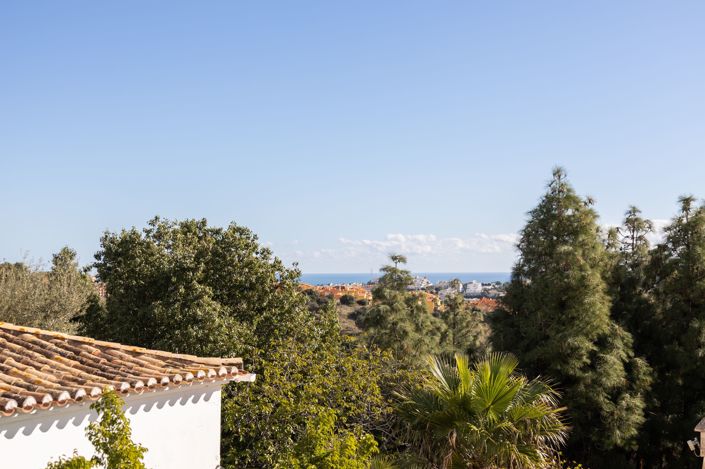 Image No.30-4 Bed Townhouse for sale