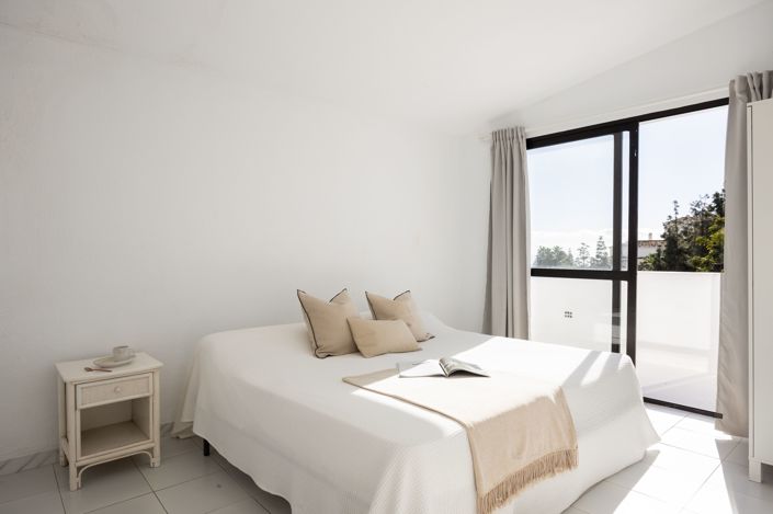 Image No.8-4 Bed Townhouse for sale