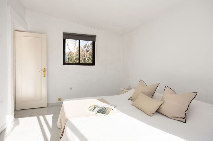 Image No.9-4 Bed Townhouse for sale