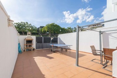 4 Bed Townhouse for sale