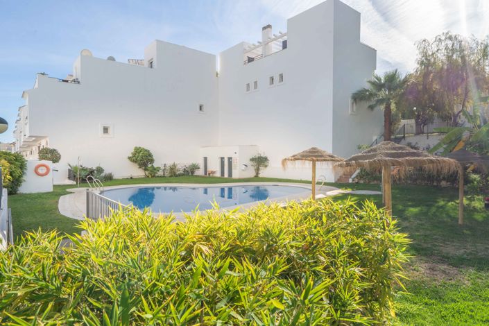 Image No.28-4 Bed Townhouse for sale