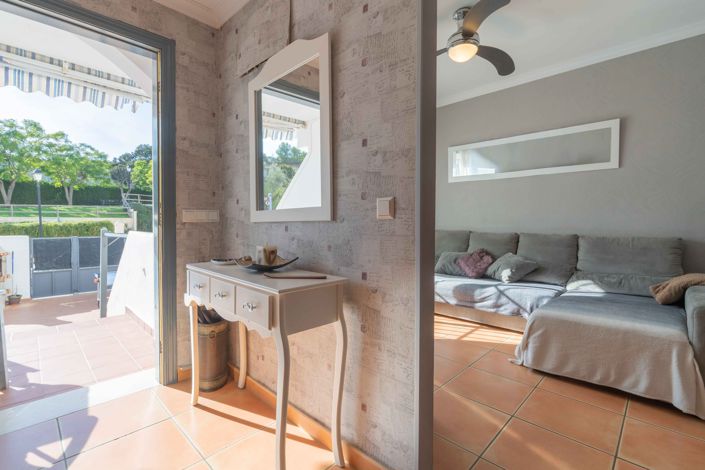 Image No.5-4 Bed Townhouse for sale