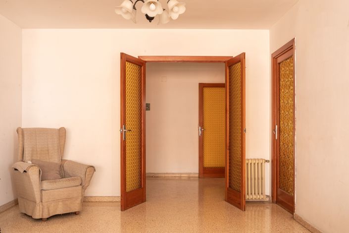 Image No.13-4 Bed Apartment for sale