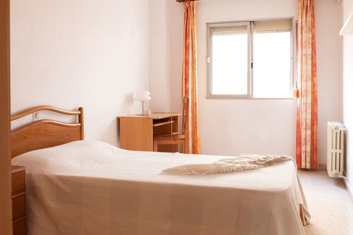 Image No.15-4 Bed Apartment for sale