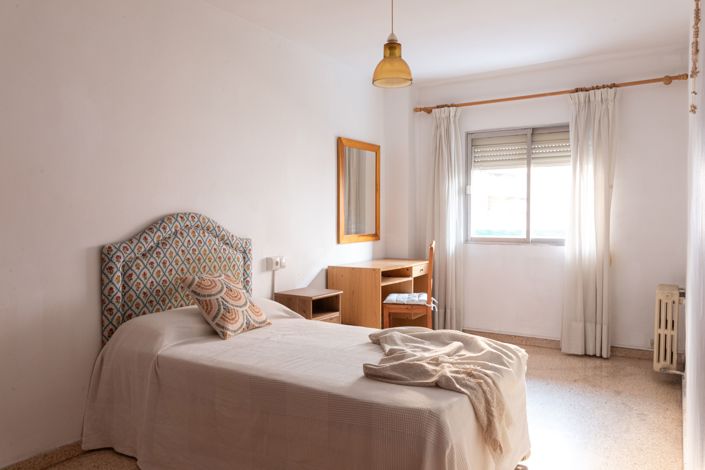 Image No.21-4 Bed Apartment for sale