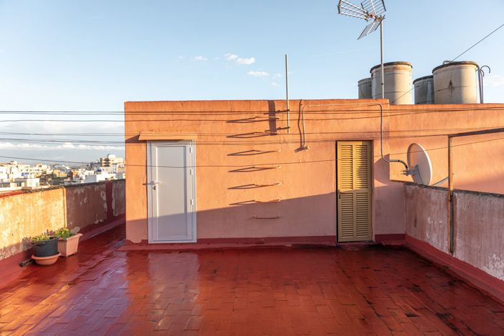 Image No.28-4 Bed Apartment for sale