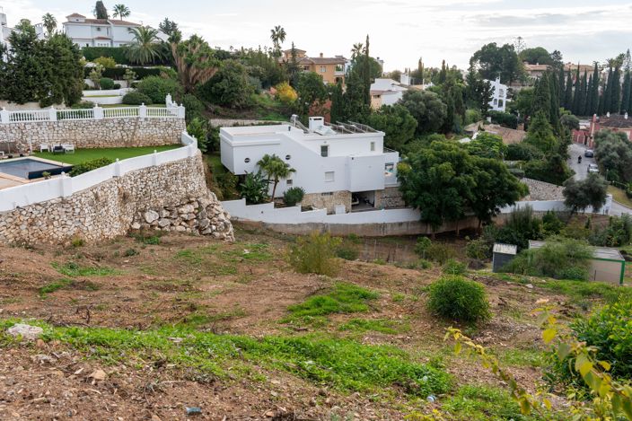 Image No.23-4 Bed Plot for sale