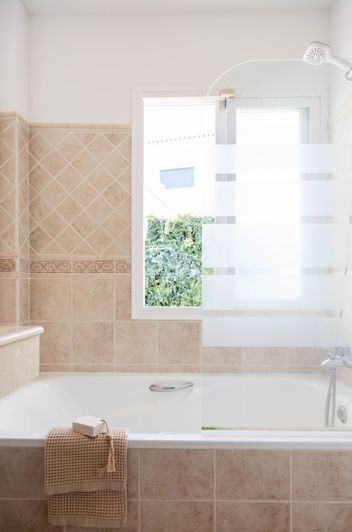 Image No.23-6 Bed House for sale