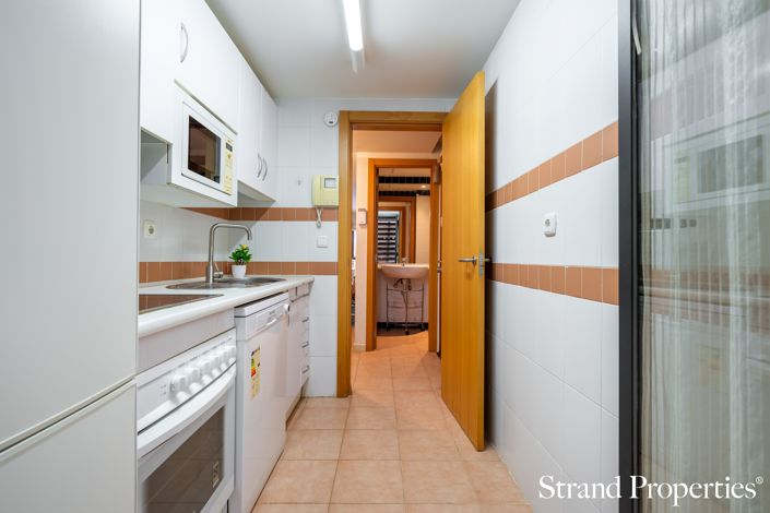 Image No.11-2 Bed House for sale