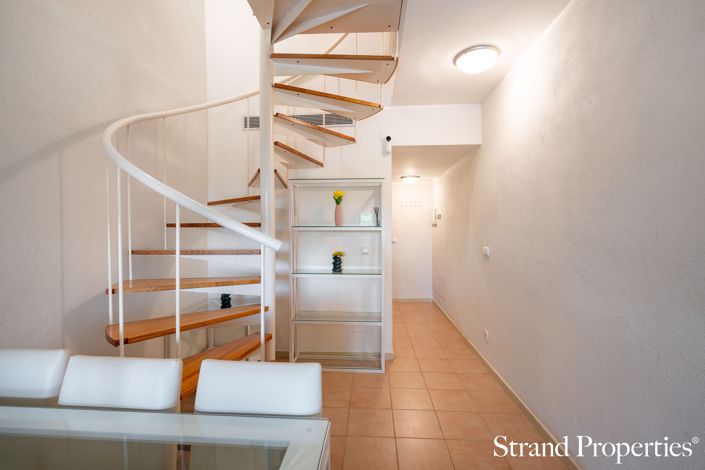 Image No.18-2 Bed House for sale