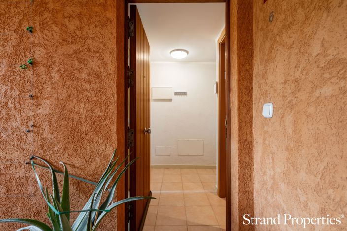 Image No.6-2 Bed House for sale