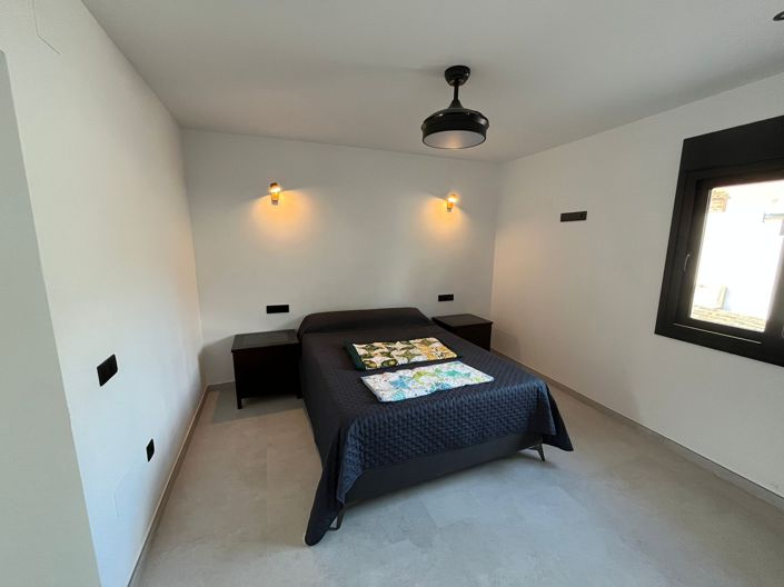 Image No.12-5 Bed Villa for sale