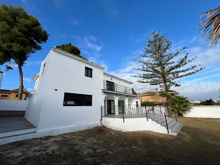 Image No.4-5 Bed Villa for sale