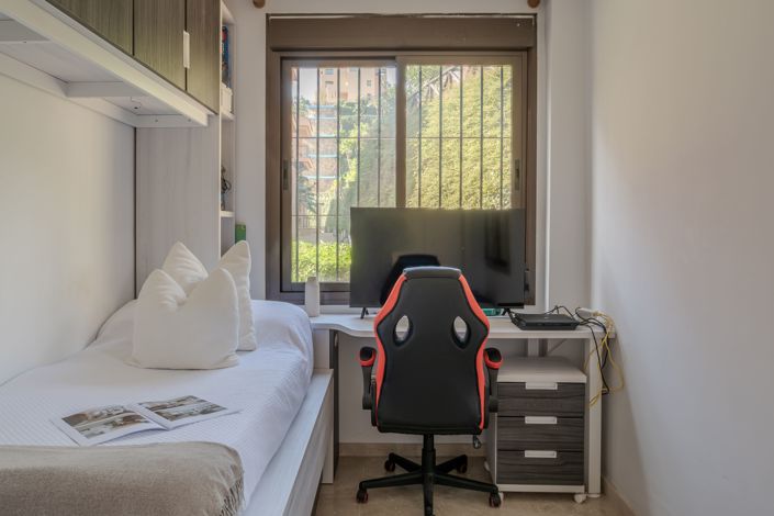 Image No.20-2 Bed Apartment for sale