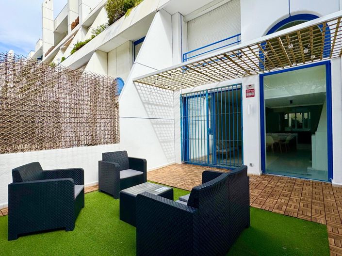 Image No.11-3 Bed House for sale