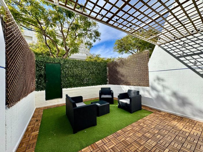 Image No.18-3 Bed House for sale