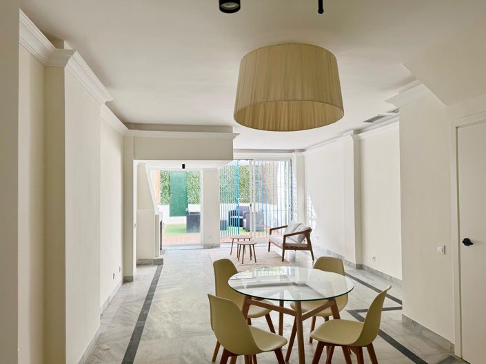 Image No.19-3 Bed House for sale