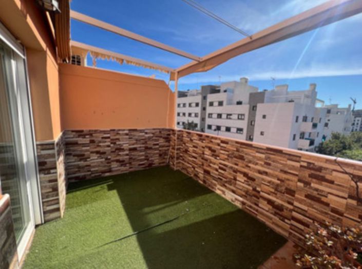 Image No.2-Appartement de 2 chambres à vendre à Mijas Costa