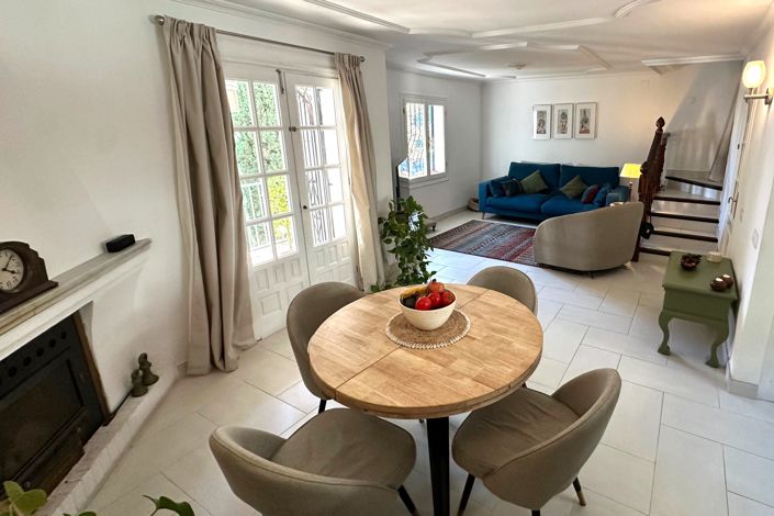 Image No.18-3 Bed Townhouse for sale