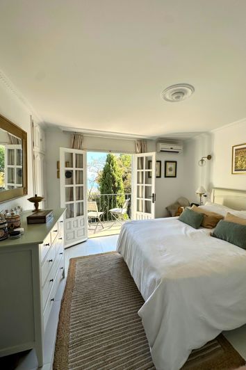 Image No.5-3 Bed Townhouse for sale