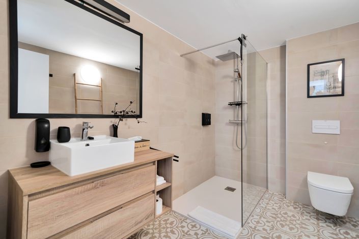 Image No.22-7 Bed Villa for sale