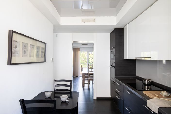 Image No.9-4 Bed House for sale