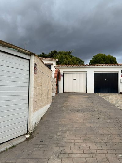 Image No.10-3 Bed Villa for sale