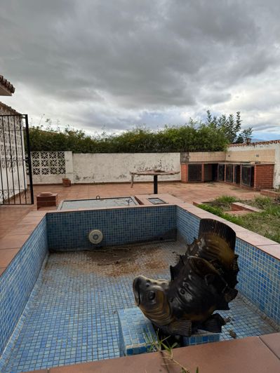 Image No.14-3 Bed Villa for sale