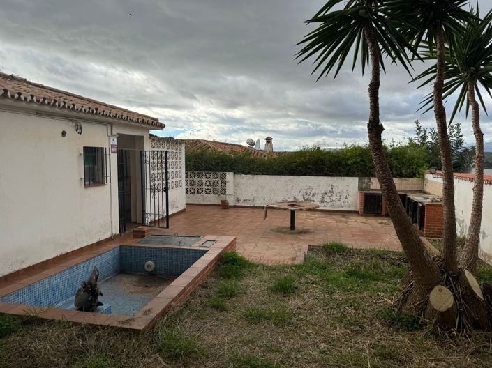 Image No.19-3 Bed Villa for sale