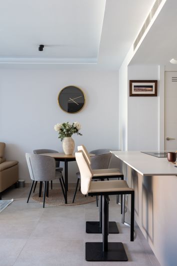 Image No.15-2 Bed Apartment for sale