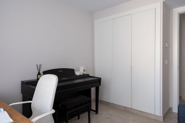 Image No.18-2 Bed Apartment for sale